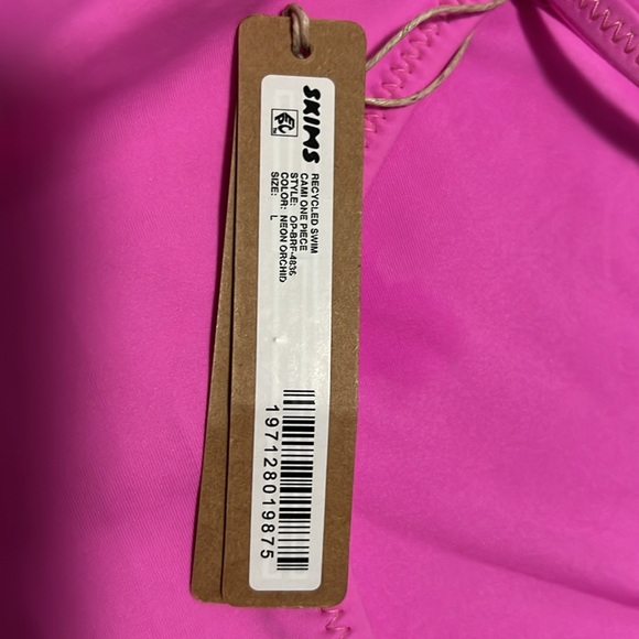 SKIMS cami one piece swim suit - Picture 4 of 4